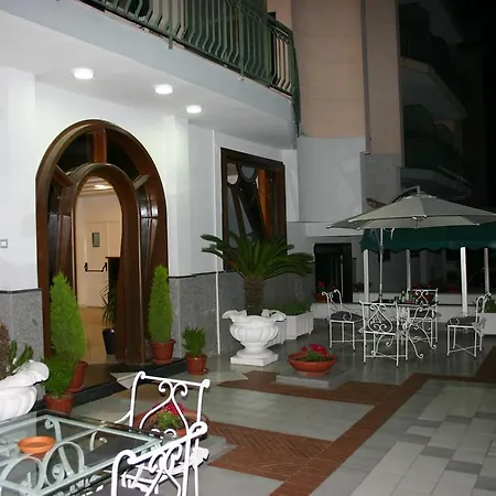 Hobbit Ξενοδοχείο 3*