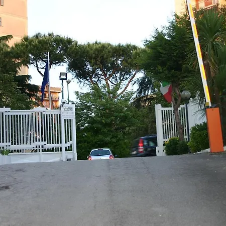 Ξενοδοχείο Hobbit 3*