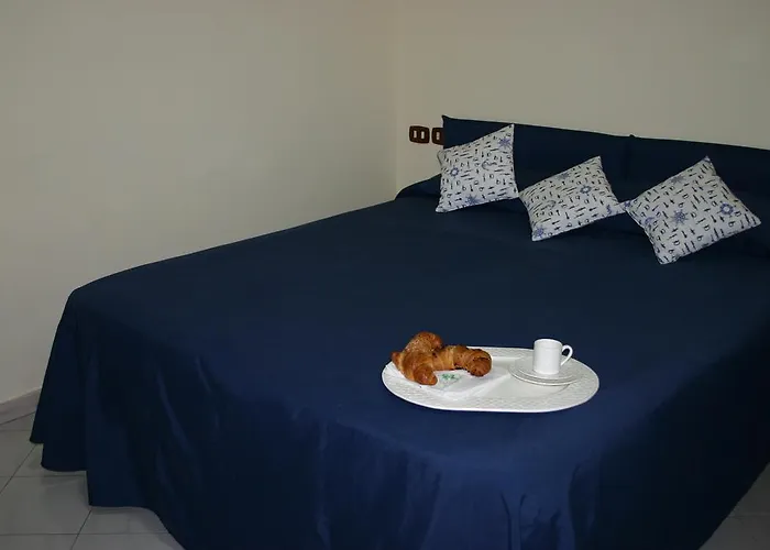 فندق Hobbit Melito di Napoli